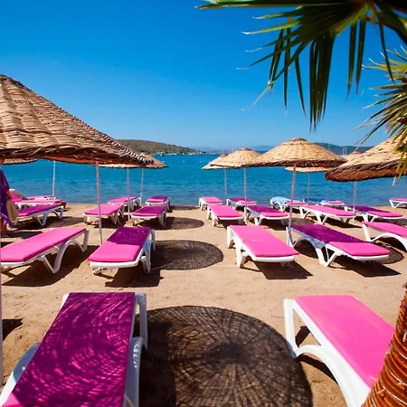 אתר נופש Ladonia Del Mare (adults Only) גומבט