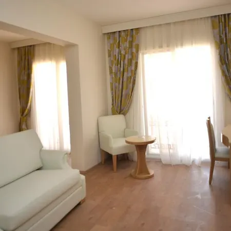 Ladonia Del Mare (adults Only) גומבט